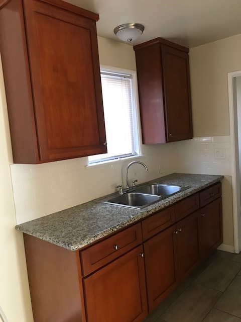 kitchen - 1333 W Adams Blvd Unit 1333