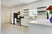 Photo - 1341 W 25th St