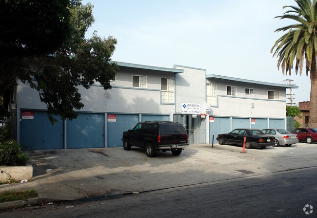 821 N Eucalyptus Ave ( 216 W Plymouth St ) - 821 N Eucalyptus Ave ( 216 W Plymouth St ) Apartments
