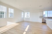 Photo - 5999 Huntington Dr