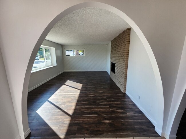 Photo - Beautiful Newly Renovated 3 Bedroom 2 Bath...