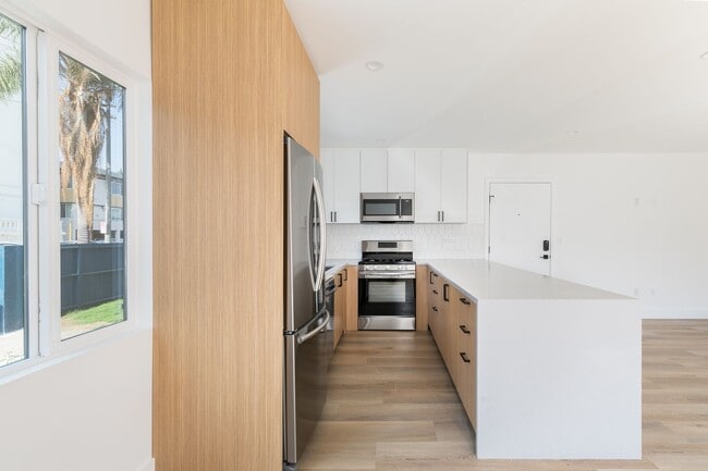 Photo - 5358 Loma Linda Ave