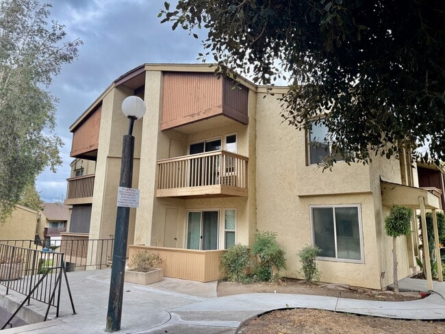 Building Photo - 6012 Rancho Mission Rd Unit 312