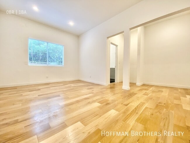 Photo - 1001 Hyperion Ave Unit 107