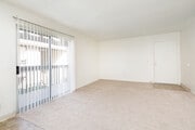 Photo - Canyon Run Apartments