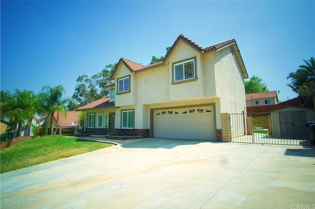 Photo - 4792 Mount Abbott St