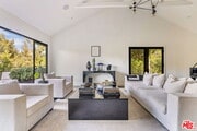 Photo - 2528 Carman Crest Dr