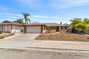 Photo - 4820 Cobb Dr