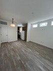 Photo - 5550 Barnard St