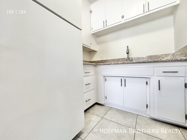 Photo - 1276 S Ridgeley Dr Unit 2