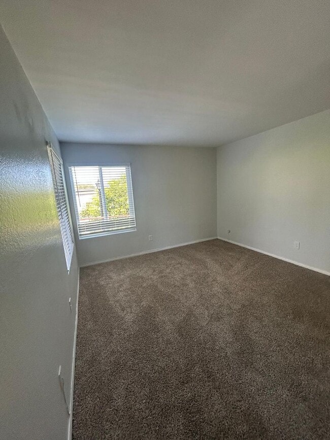 Photo - 8026 Linda Vista Rd
