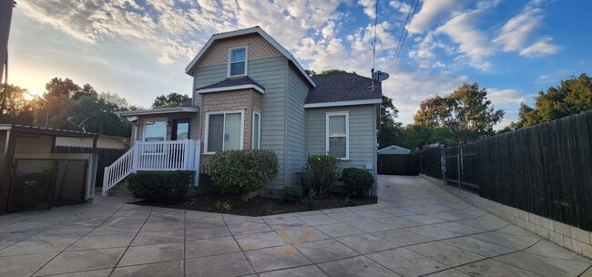 Main Street - Main Street Apartment Unit 517