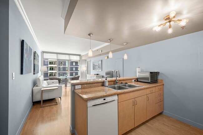 Photo - Great Acqua Vista Home with Harbor Views