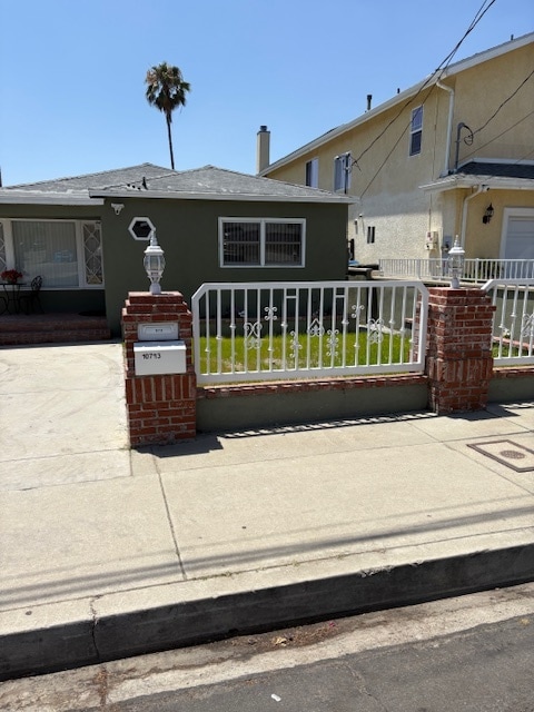 Photo - 10715 Helendale Ave House
