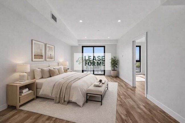 Building Photo - 1538 S Wilton Pl Unit 503