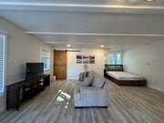 Photo - 1300 Oak Ave Unit 1
