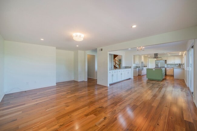 Photo - 4147 Pascal Pl