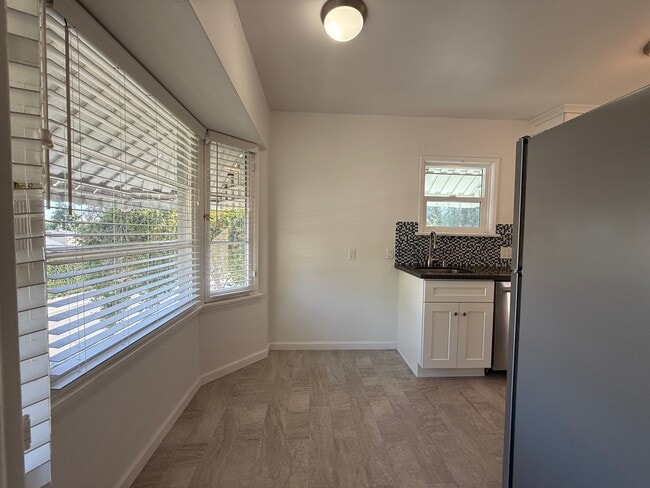 Photo - 1155 N Genesee Ave