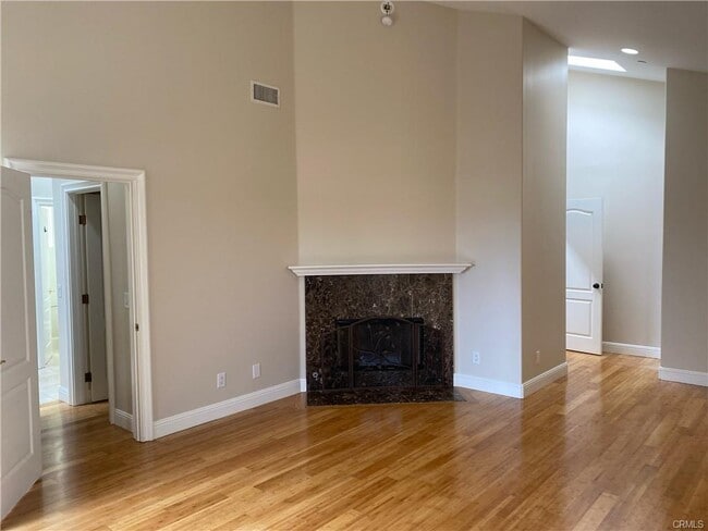 Photo - 210 Avenue B