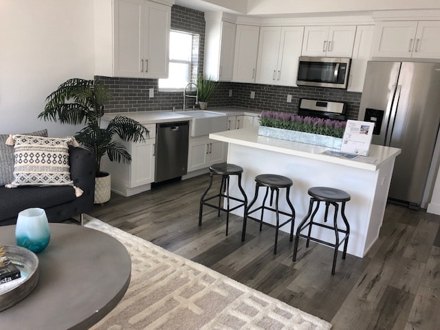 Photo - 3946 1/2 S Budlong Ave