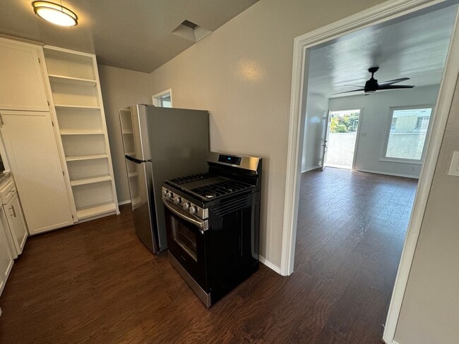 Photo - 2 Bed/ 1 Bath