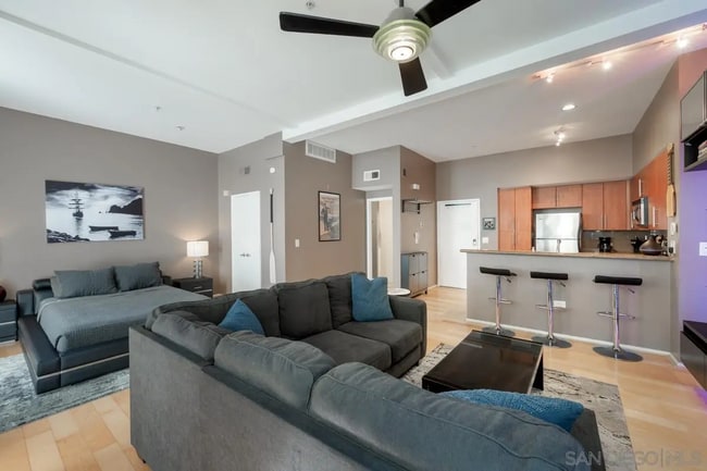 Photo - 120 Island Ave