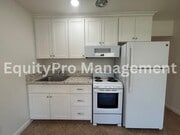 Photo - 7043 Pickering Ave