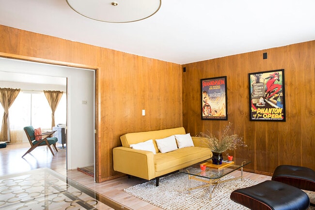 Photo - 56996 Crestview Dr