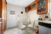 Photo - 701 Bethany Rd