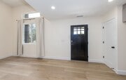 Photo - Beautiful 2 Bedroom Back House