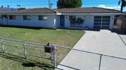 Photo - 979 N Gardena Ave