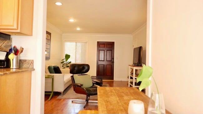 Photo - 16144 W Sunset Blvd