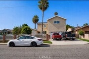 Photo - 8412 Noble Ave