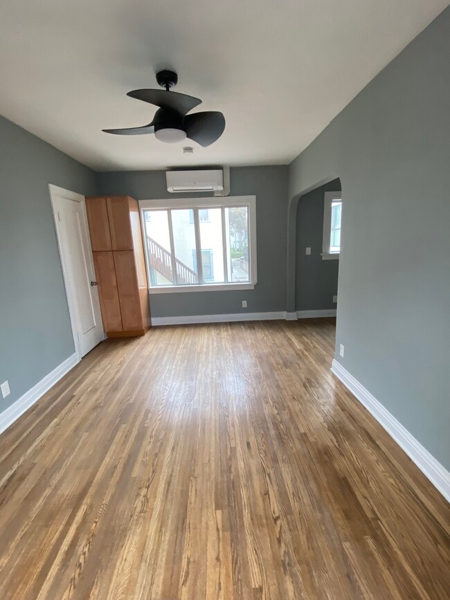 Photo - 735 N Alfred St Apartments Unit 737