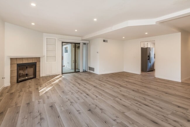 Photo - Spacious Mesa Condo with Full Two Car Attached Garage! Pet Friendly!