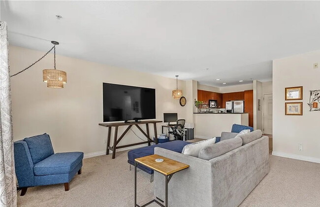Photo - Bright & Spacious Unit with Natural Light