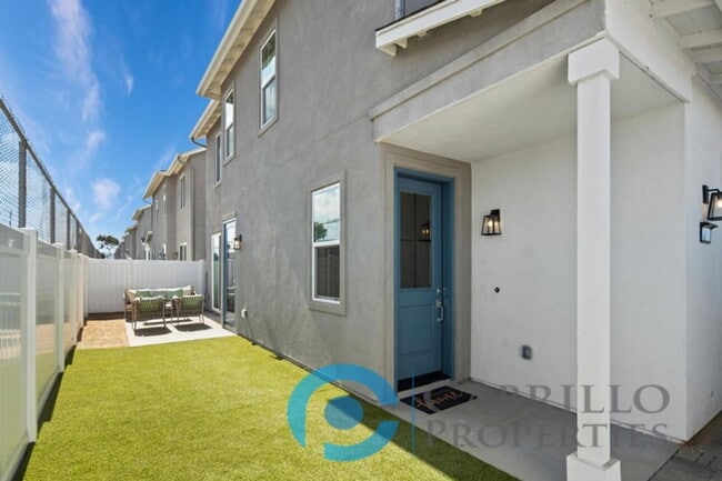 Photo - 1668 Neptune Ave