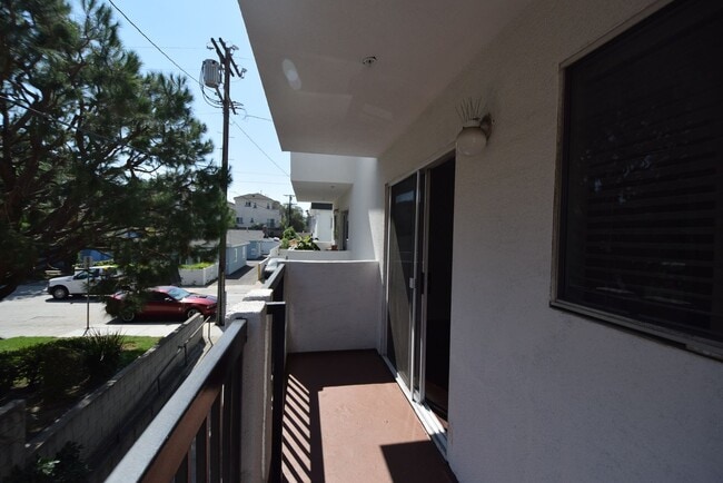 Photo - 5002 Tujunga Ave Unit 104