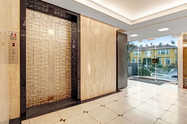 Photo - Tremont Apartments | 514 S Catalina St