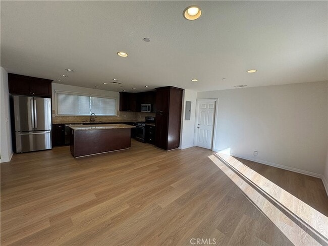 Photo - 1336 Calle Tulipan