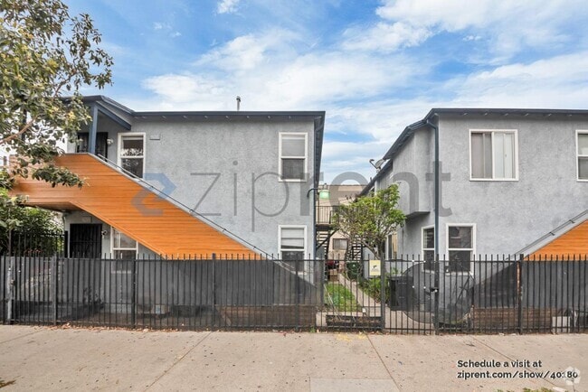 Building Photo - 4057 S Hoover St Rental