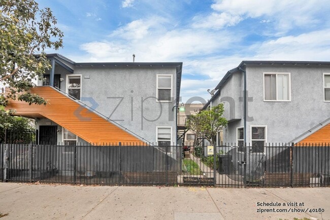 Photo - 4057 S Hoover St Condo