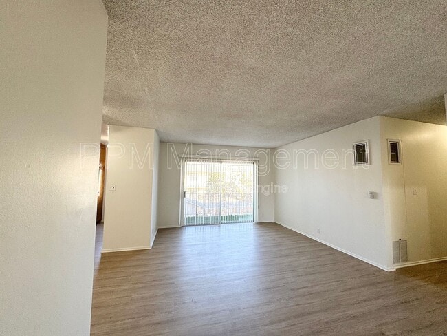 Photo - 4350 Troost Ave Unit 12