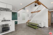 Photo - 2230 Oros St