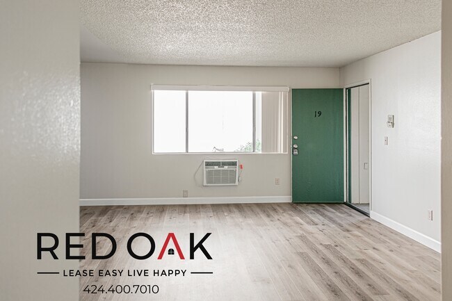 Photo - 12767 San Fernando Rd Unit 19