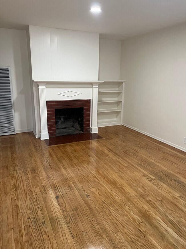 Photo - 6546 Hazeltine Ave Unit 6546