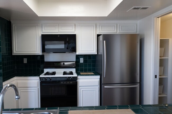 Photo - An Enchanted View Townhome