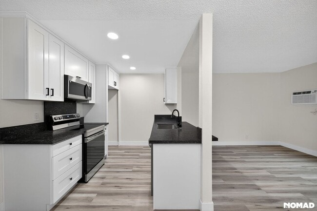 Photo - 4085 48th St