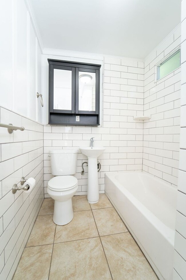 Photo - 4653-4655 Utah St. Unit 4653 1/2