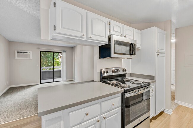 Photo - Rancho Hills